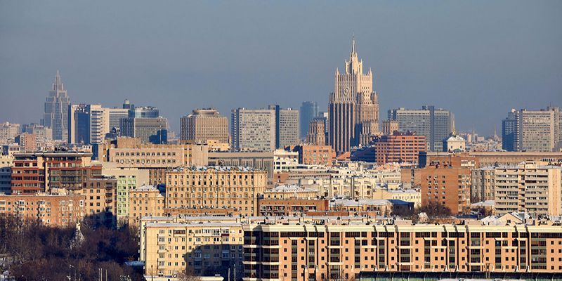 Россияне назвали оптимальную зарплату на 2025 год