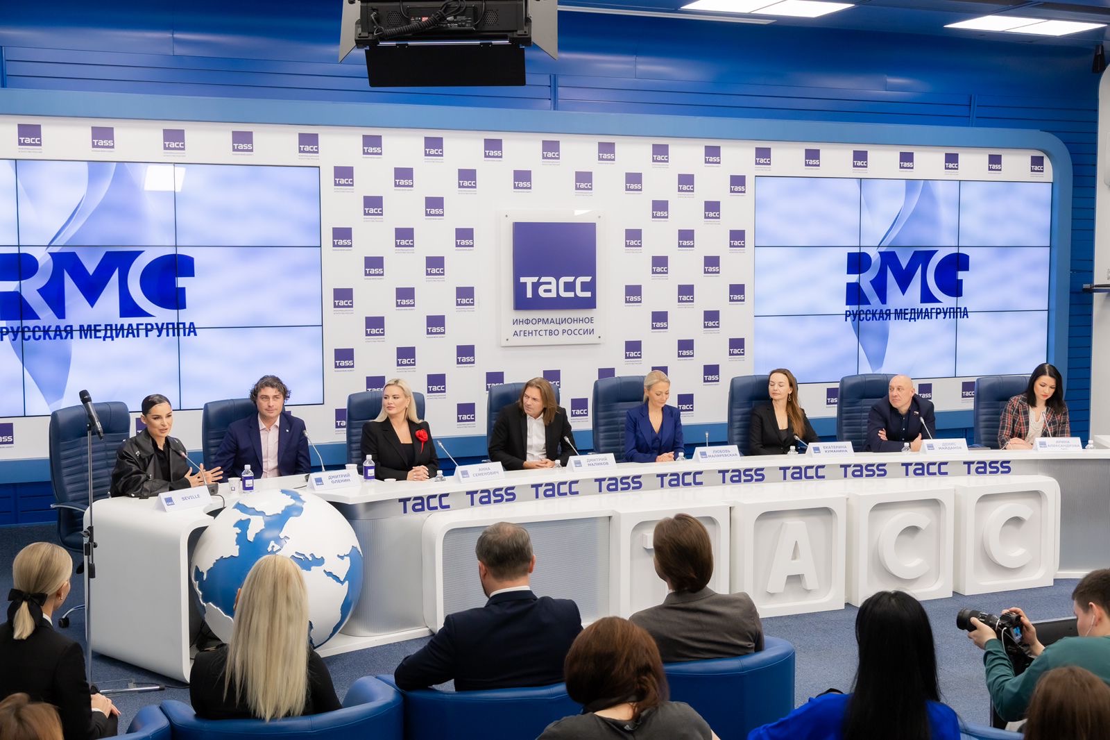 «Русское Радио» стало первой радиостанцией, получившей орден Почета
