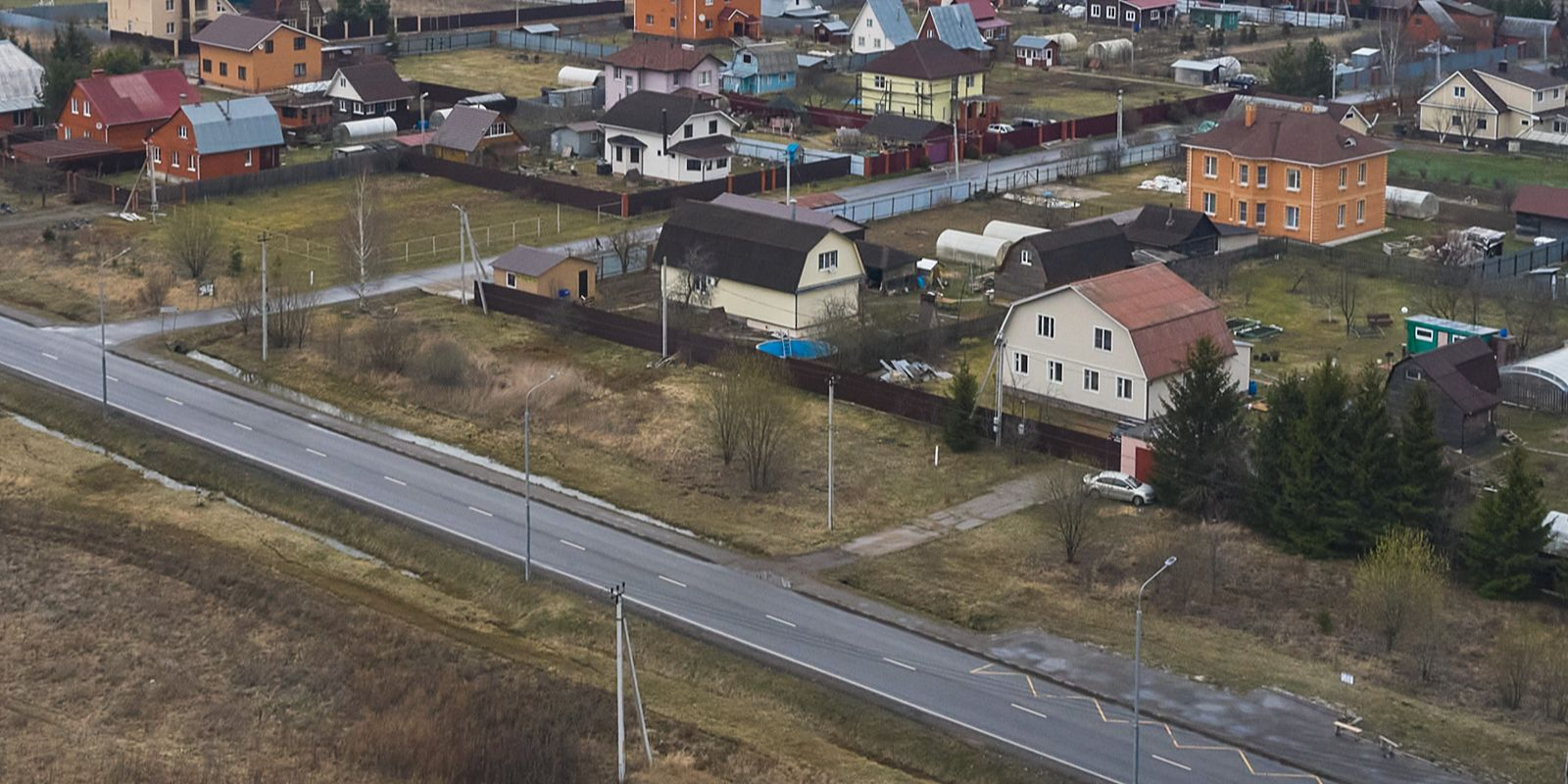 Россиян предупредили о рисках покупки дачи зимой