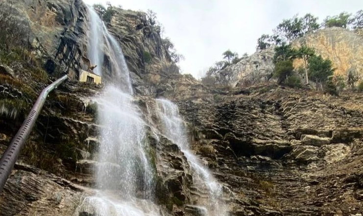 Проезд к известному крымскому водопаду Учан-Су закрыт