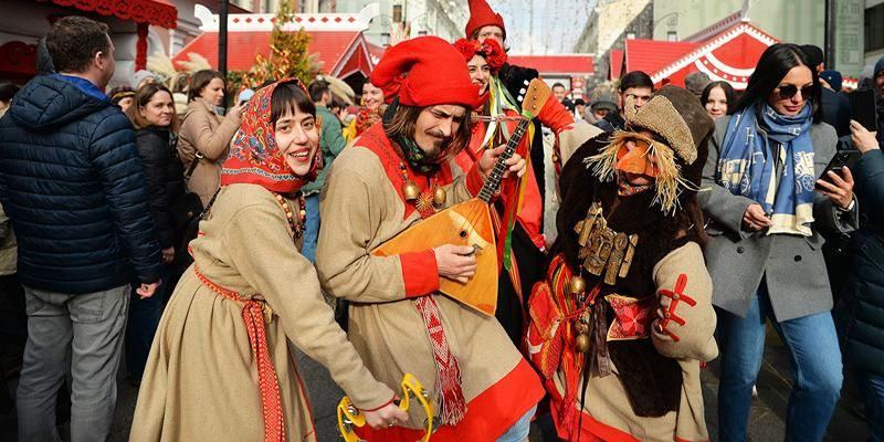 Блины, зятья и прощёное воскресенье: зачем мы жжём чучело и что на самом деле значит Масленица