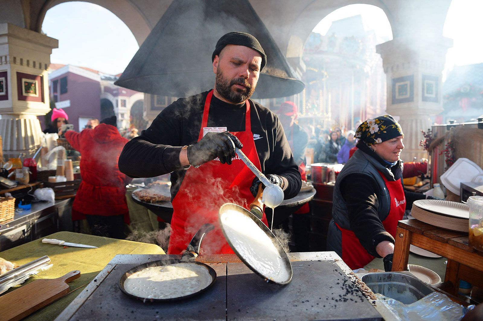 Блины, зятья и прощёное воскресенье: зачем мы жжём чучело и что на самом деле значит Масленица