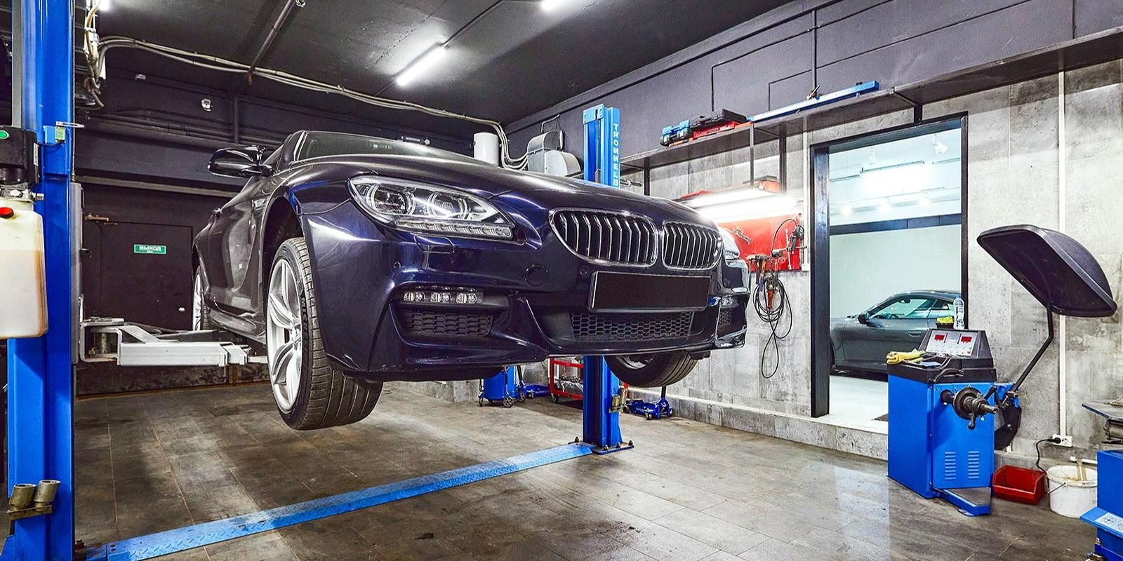 Автомаляр стал самой высокооплачиваемой рабочей профессией в России