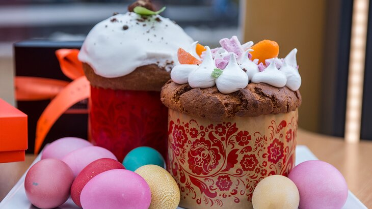 Россиянам советуют есть не только верхушки куличей