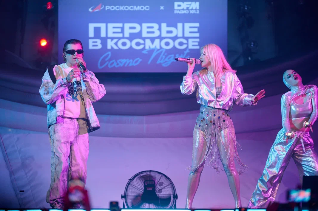 Есть ли жизнь на других планетах: артисты ответили телеканалу RU.TV на «Первые в космосе. Cosmo Night*»