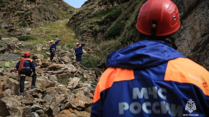 В Кабардино-Балкарии туристка сорвалась с обрыва