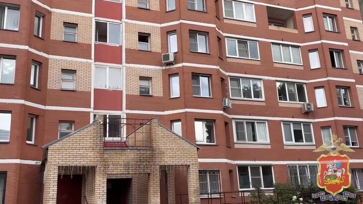 В Реутове мошенники убедили 20-летнюю девушку сжечь собственную квартиру