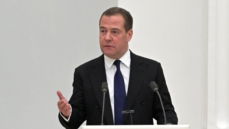 Медведев озвучил кандидатов на должности в Госдуме