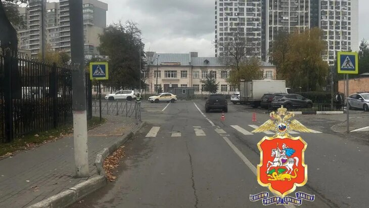 В Подмосковье водитель иномарки сбил мальчика на электросамокате